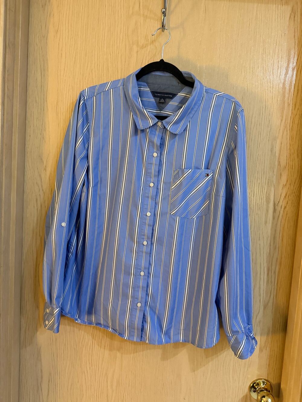Tommy Hilfiger Women’s XL Blue Striped Button Down Shirt Preppy